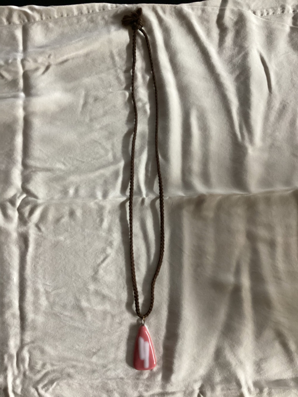 Womenβs necklace